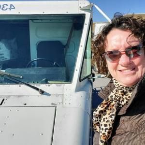 Meet your Posher, Debra